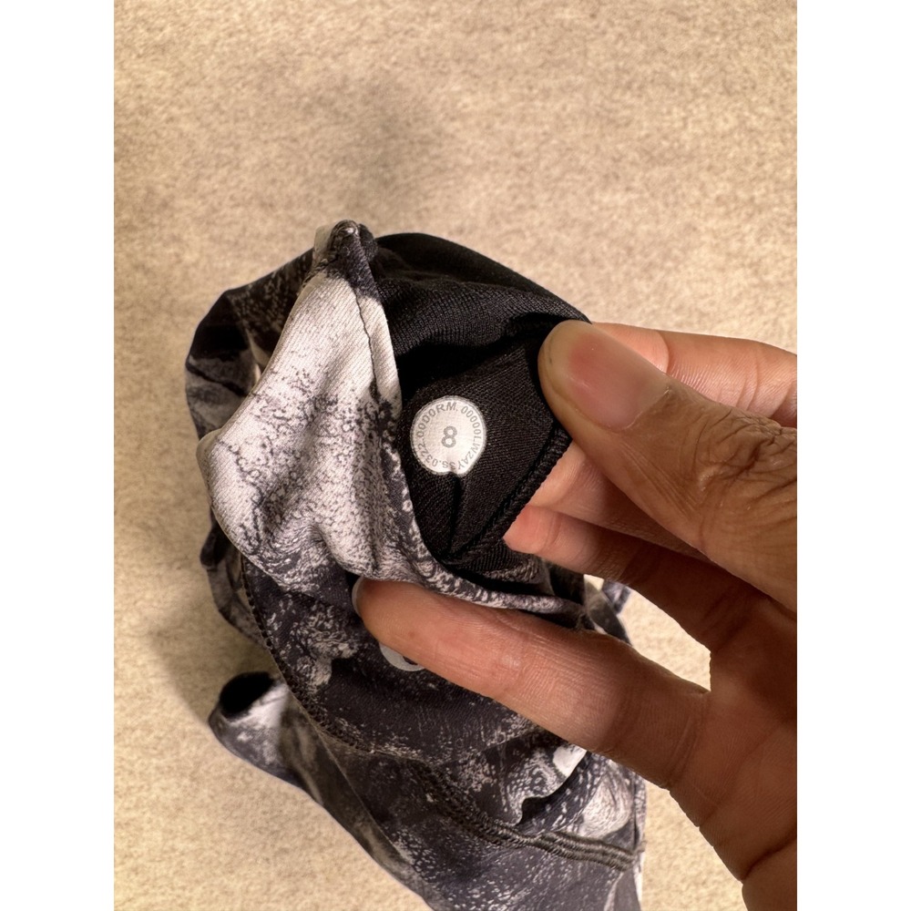 Lululemon Energy Sports Bra Womens 8 Take Flight Gray Multi Medium Support Yoga - Picture 6 of 9